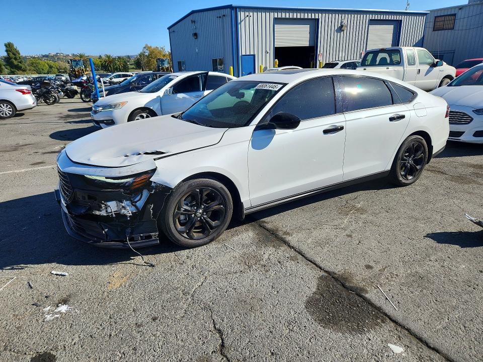 2025 Honda Accord მანქანა იყიდება აუქციონზე, vin: 1HGCY1F40SA018969, აუქციონის ნომერი: 68061446