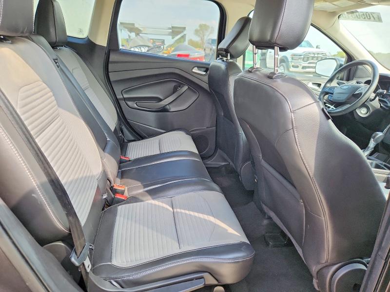 70505156 :رقم المزاد ، 1FMCU9GD6JUC87204 vin ، 2018 Ford Escape مزاد بيع