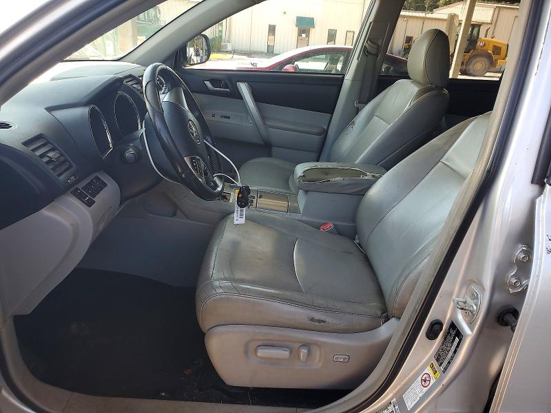 67195536 :رقم المزاد ، 5TDBK3EH1DS277116 vin ، 2013 Toyota Highlander مزاد بيع