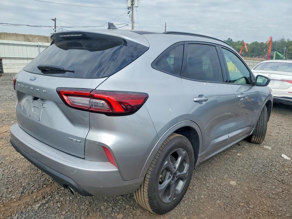 Продажа на аукционе авто 2023 Ford Escape, vin: 1FMCU9MN8PUA00967, номер лота: 69026646