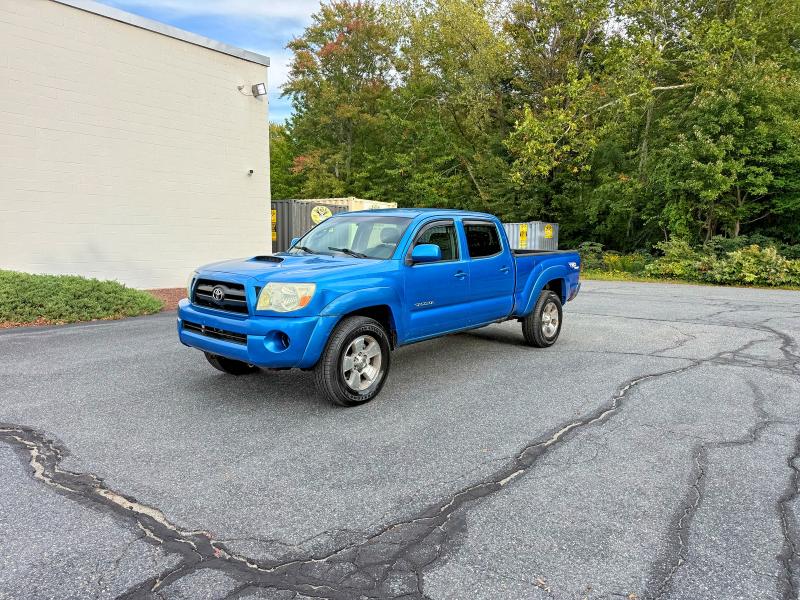70185036 :رقم المزاد ، 5TEMU52N76Z300123 vin ، 2006 Toyota Tacoma مزاد بيع