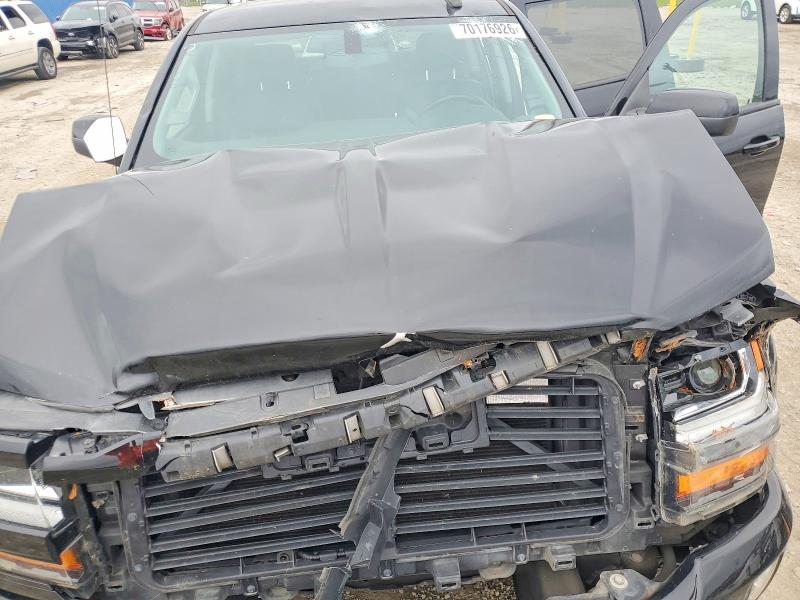 2018 Chevrolet Silverado მანქანა იყიდება აუქციონზე, vin: 3GCUKREC7JG635071, აუქციონის ნომერი: 70176926