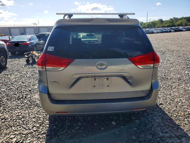 2012 Toyota Sienna მანქანა იყიდება აუქციონზე, vin: 5TDKK3DC3CS233722, აუქციონის ნომერი: 68066176