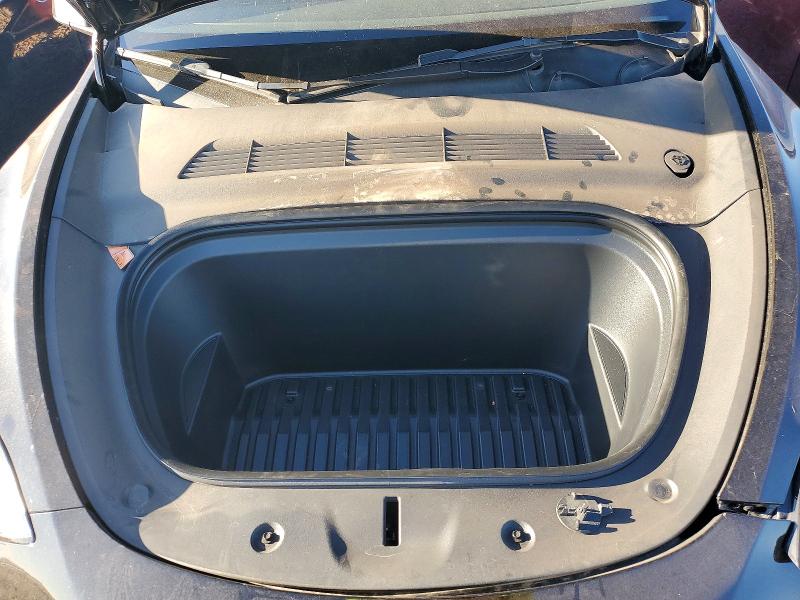 67827006 :رقم المزاد ، 7SAYGAEEXNF391887 vin ، 2022 Tesla Model Y مزاد بيع
