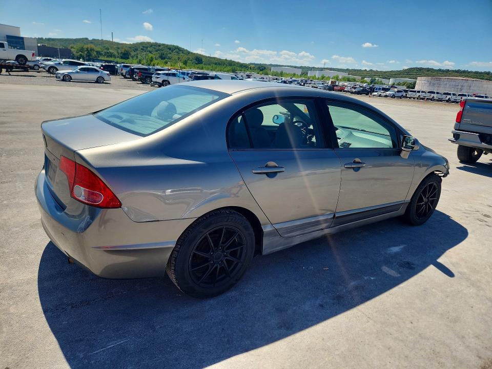 2007 Honda Civic მანქანა იყიდება აუქციონზე, vin: 1HGFA165X7L070938, აუქციონის ნომერი: 68805716