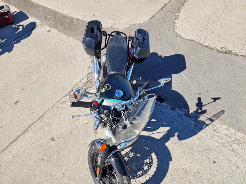 69977246 :رقم المزاد ، ME3FPN478NK703456 vin ، 2022 Royal Enfield Motors Int 650 مزاد بيع