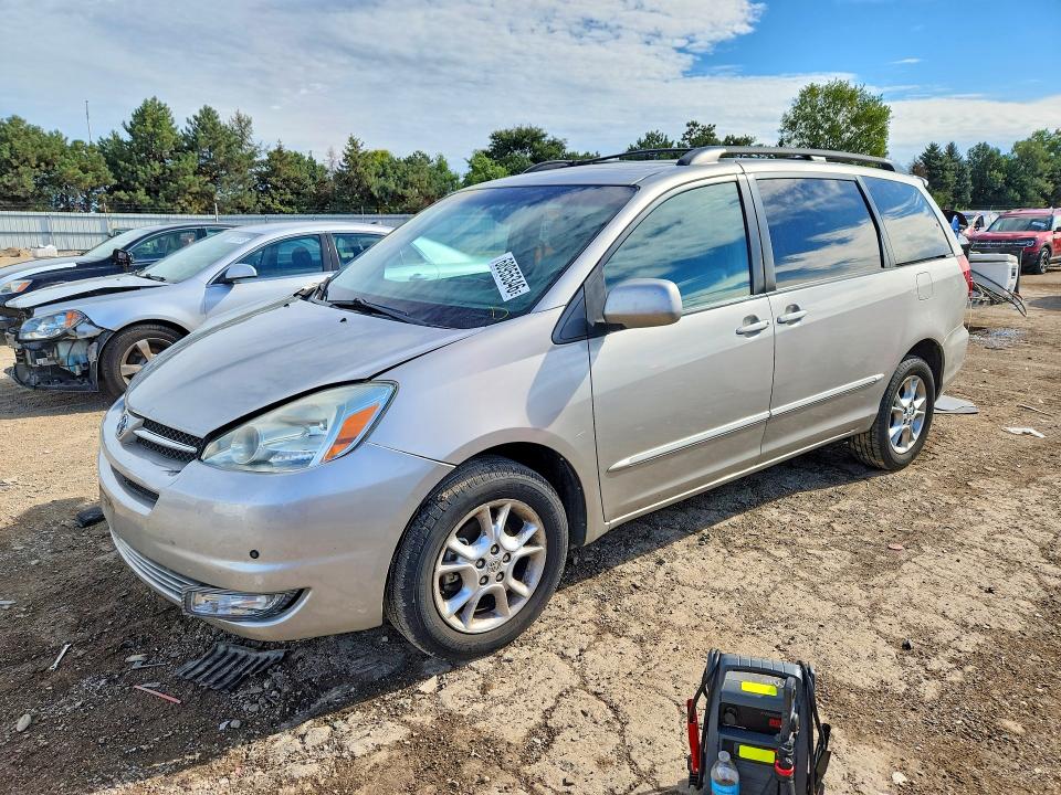2004 Toyota Sienna მანქანა იყიდება აუქციონზე, vin: 5TDBA22C14S023461, აუქციონის ნომერი: 68955346