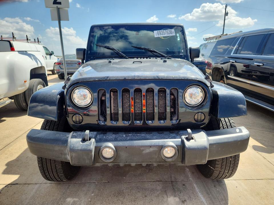 69357636 :رقم المزاد ، 1C4BJWEG3HL696314 vin ، 2017 Jeep Wrangler Unlimited مزاد بيع