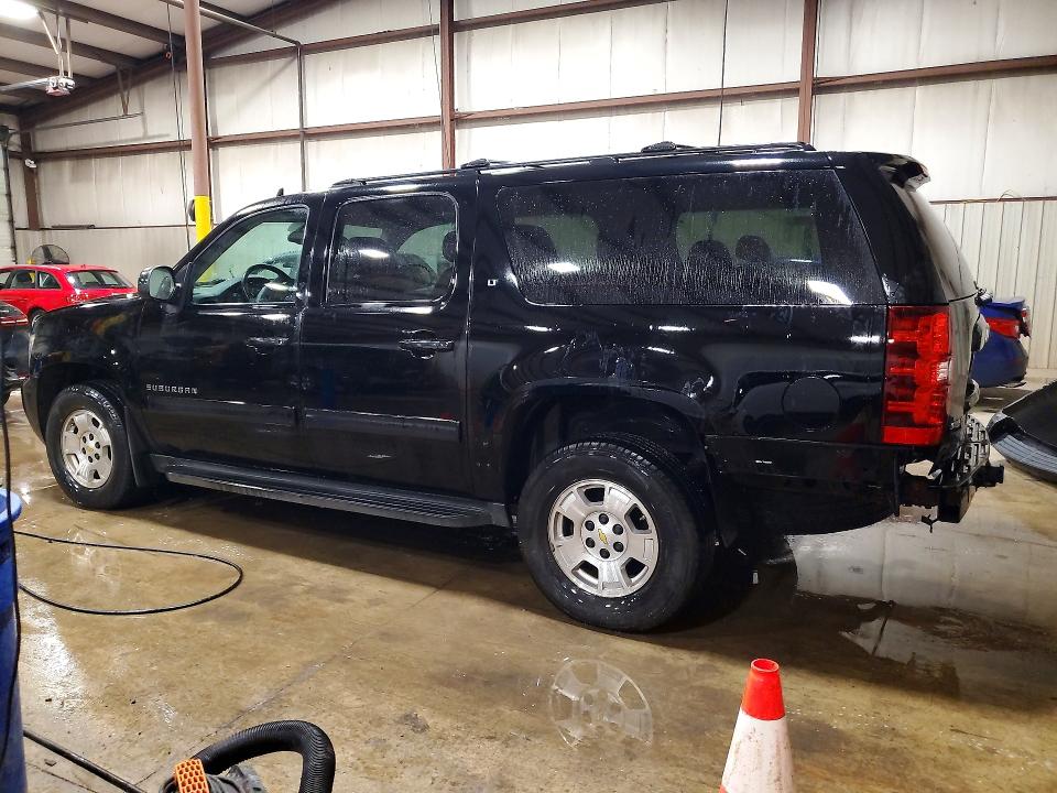 68617606 :رقم المزاد ، 1GNSKJE77CR167719 vin ، 2012 Chevrolet Suburban مزاد بيع