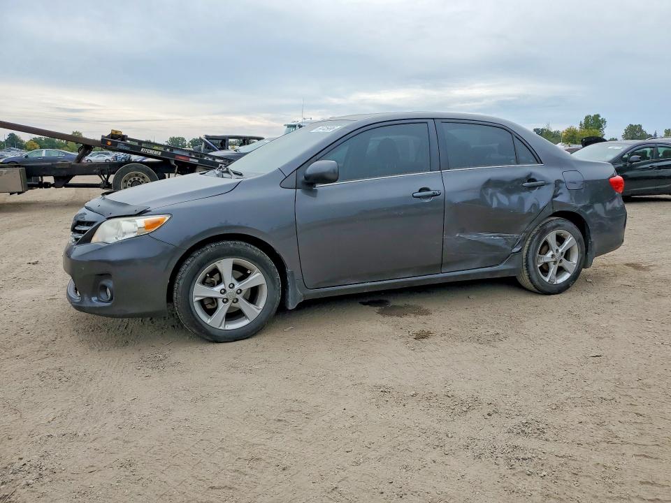 2013 Toyota Corolla მანქანა იყიდება აუქციონზე, vin: 2T1BU4EE2DC043727, აუქციონის ნომერი: 69745996