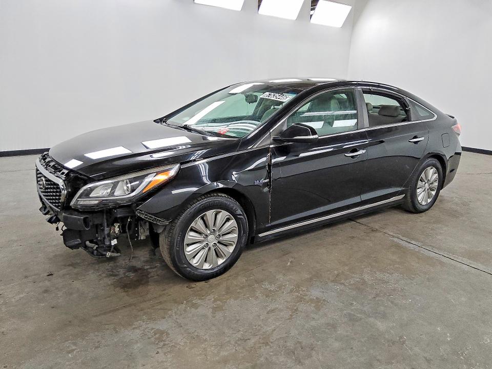 2016 Hyundai Sonata Hybrid მანქანა იყიდება აუქციონზე, vin: KMHE24L15GA038660, აუქციონის ნომერი: 67635446