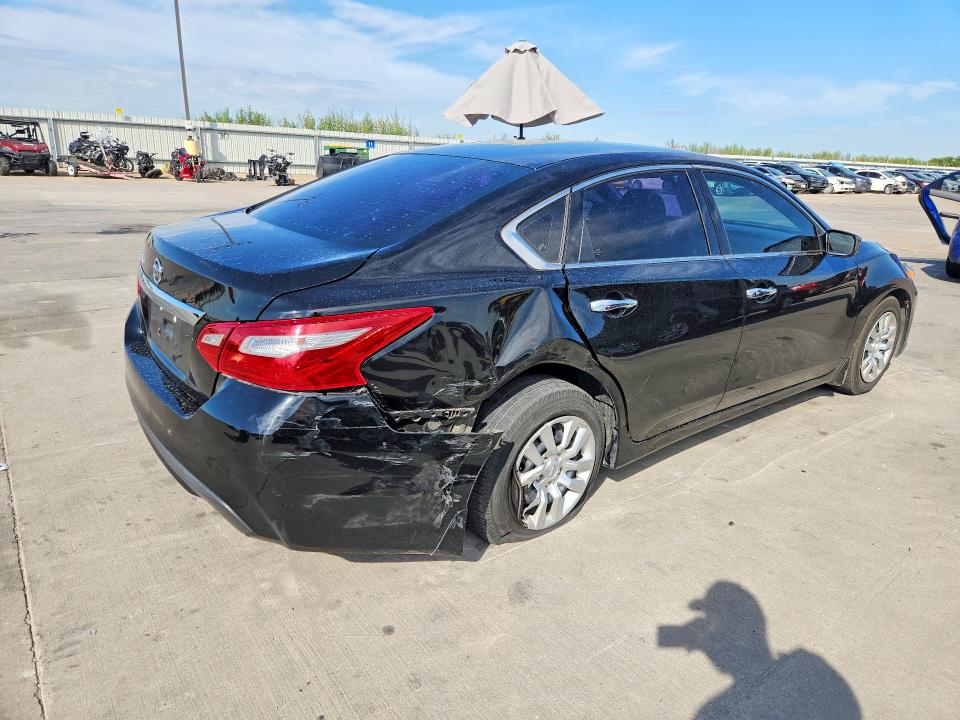Продаж на аукціоні авто 2018 Nissan Altima, vin: 1N4AL3AP9JC293153, номер лоту: 69582086