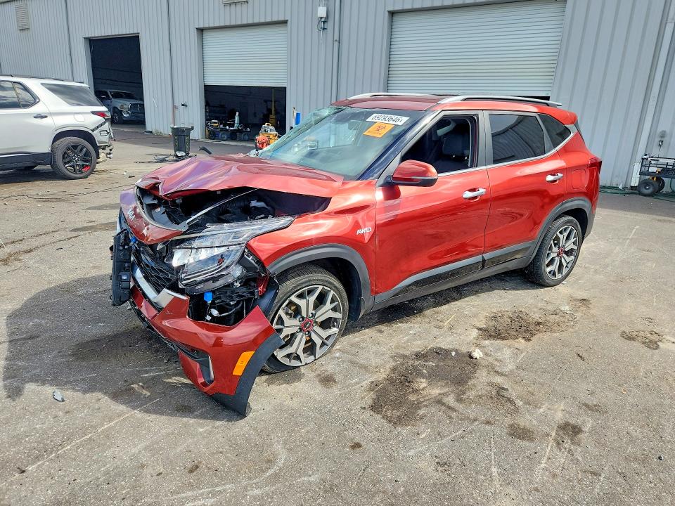 Auction sale of the 2023 Kia Seltos, vin: KNDETCA2XP7430313, lot number: 69293646