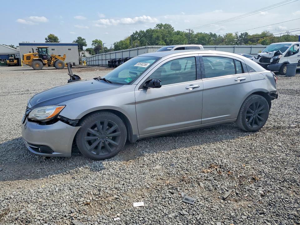 Aukcja sprzedaży 2014 Chrysler 200, vin: 1C3CCBCG4EN152855, numer aukcji: 69590256