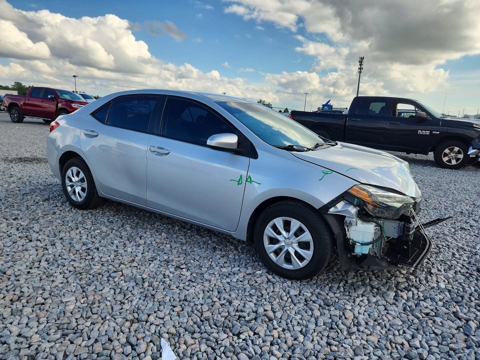 70422276 :رقم المزاد ، 2T1BURHE8KC197428 vin ، 2019 Toyota Corolla مزاد بيع