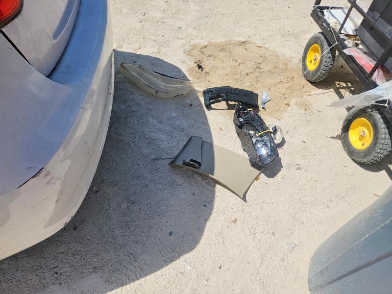 69522516 :رقم المزاد ، KMHDU4AD1AU852622 vin ، 2010 Hyundai Elantra مزاد بيع