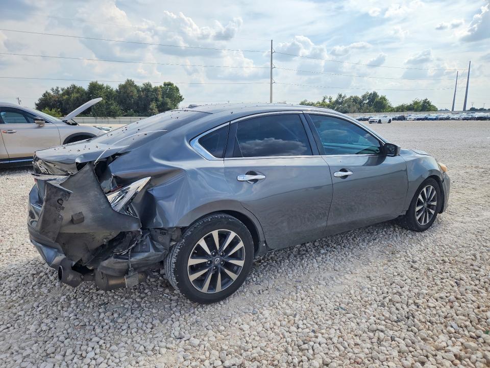 2017 Nissan Altima მანქანა იყიდება აუქციონზე, vin: 1N4AL3APXHC171234, აუქციონის ნომერი: 70258996