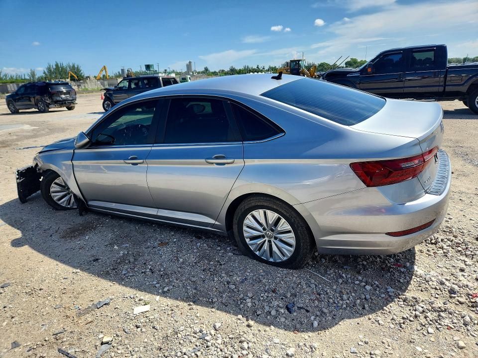 Продажа на аукционе авто 2020 Volkswagen Jetta, vin: 3VWCB7BU5LM025815, номер лота: 68661126