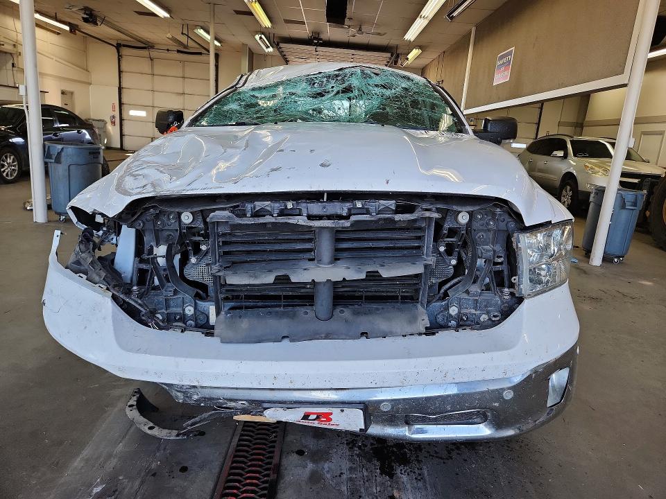 Продажа на аукционе авто 2018 Ram 1500, vin: 1C6RR7LM7JS241961, номер лота: 70701096