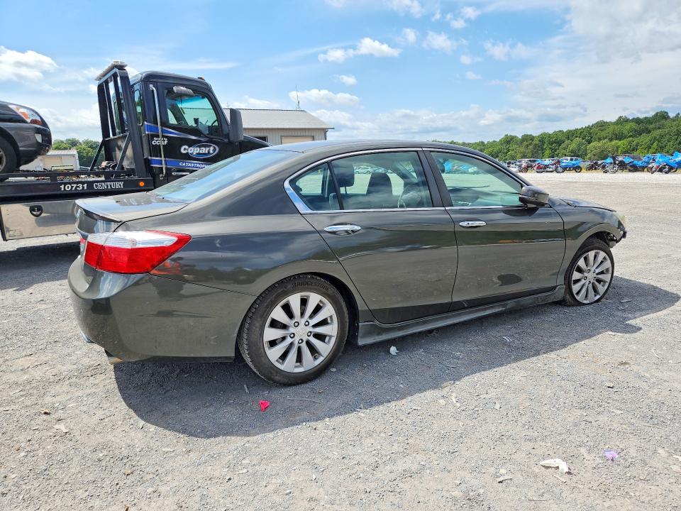 2013 Honda Accord მანქანა იყიდება აუქციონზე, vin: 1HGCR2F75DA102057, აუქციონის ნომერი: 68008146