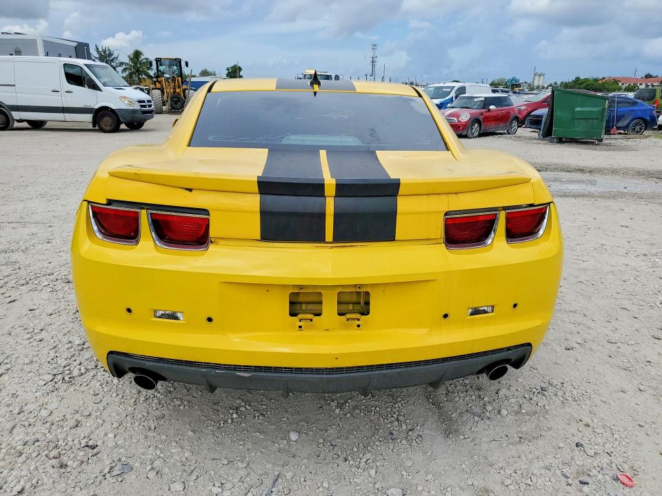 2013 Chevrolet Camaro მანქანა იყიდება აუქციონზე, vin: 2G1FA1E30D9182898, აუქციონის ნომერი: 68320896