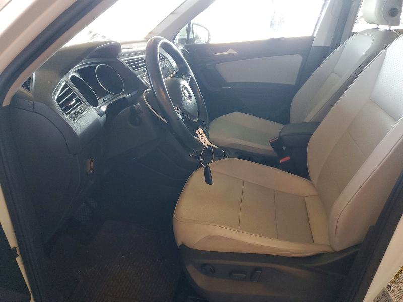 Продажа на аукционе авто 2018 Volkswagen Tiguan, vin: 3VV3B7AX9JM096125, номер лота: 69723436