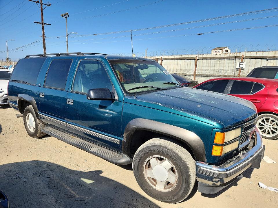 Продаж на аукціоні авто 1997 Gmc Suburban, vin: 3GKFK16R7VG525189, номер лоту: 68298576
