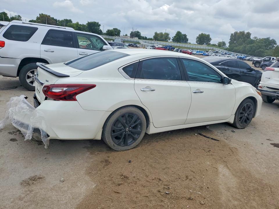 Aukcja sprzedaży 2017 Nissan Altima, vin: 1N4AL3AP8HC184709, numer aukcji: 68601156