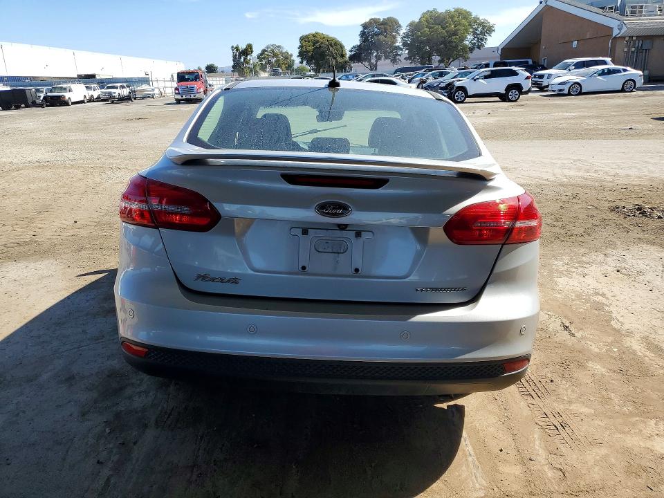 68877166 :رقم المزاد ، 1FADP3J22GL203520 vin ، 2016 Ford Focus مزاد بيع