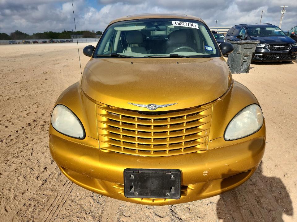69527796 :رقم المزاد ، 3C8FY68BX2T325139 vin ، 2002 Chrysler Pt Cruiser مزاد بيع