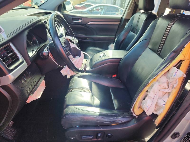 Продаж на аукціоні авто 2017 Toyota Highlander, vin: 5TDJZRFH4HS379069, номер лоту: 70020196