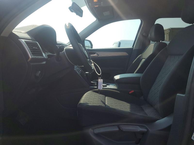 69310136 :رقم المزاد ، 1V2GR2CAXJC531385 vin ، 2018 Volkswagen Atlas مزاد بيع