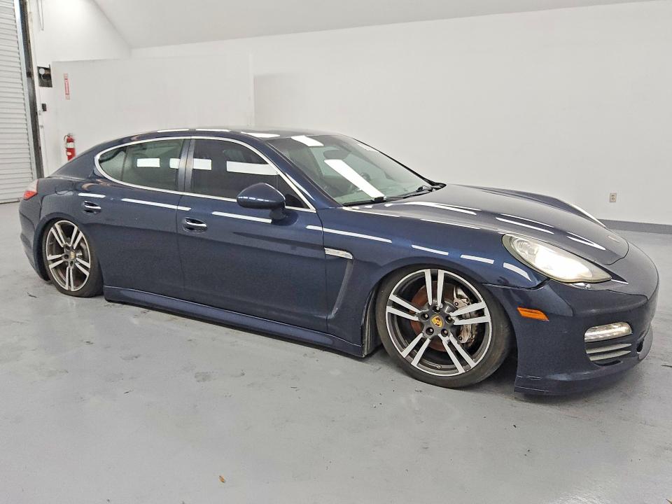68160066 :رقم المزاد ، WP0AB2A79BL061323 vin ، 2011 Porsche Panamera مزاد بيع