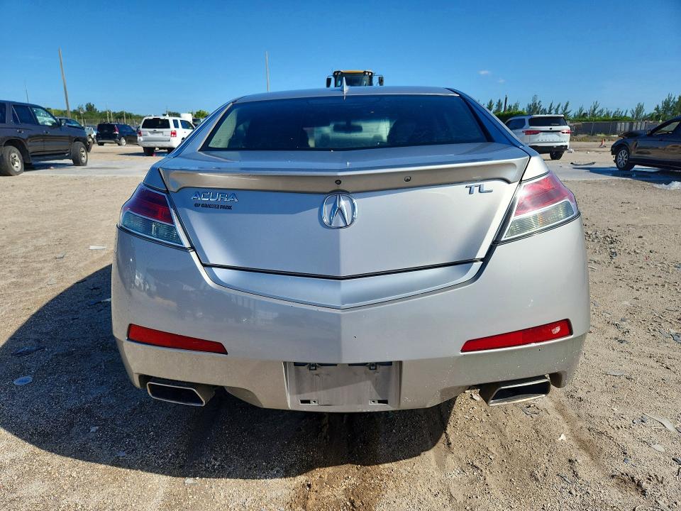 68660666 :رقم المزاد ، 19UUA8F5XAA016039 vin ، 2010 Acura Tl مزاد بيع