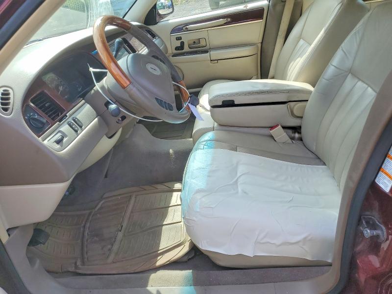 Продаж на аукціоні авто 2003 Lincoln Town Car, vin: 1LNHM82W63Y609151, номер лоту: 70138216