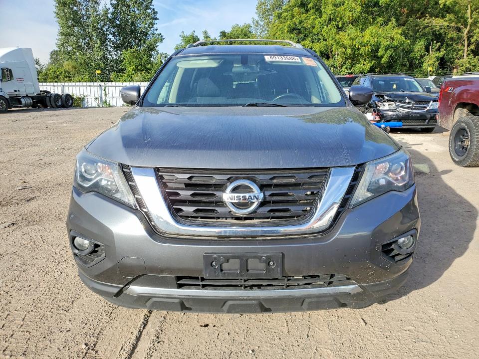 Продажа на аукционе авто 2018 Nissan Pathfinder, vin: 5N1DR2MM6JC623053, номер лота: 69133606