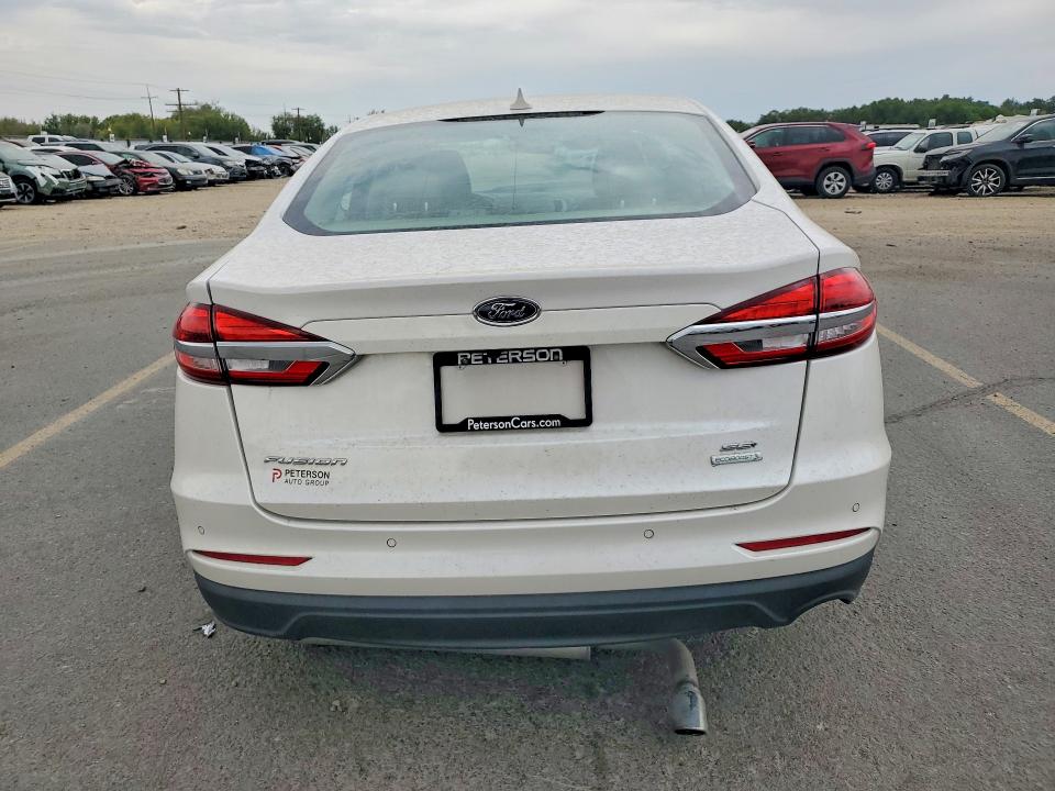 67018246 :رقم المزاد ، 3FA6P0HDXKR177497 vin ، 2019 Ford Fusion مزاد بيع