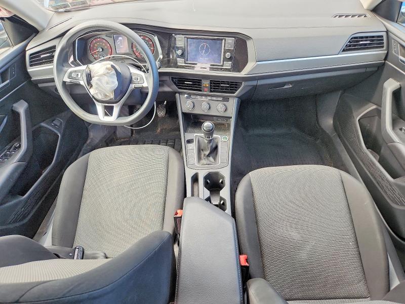 68427166 :رقم المزاد ، 3VWN57BU1MM085401 vin ، 2021 Volkswagen Jetta مزاد بيع