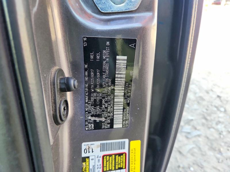 2017 Toyota Sienna მანქანა იყიდება აუქციონზე, vin: 5TDKZ3DC2HS807469, აუქციონის ნომერი: 68645116