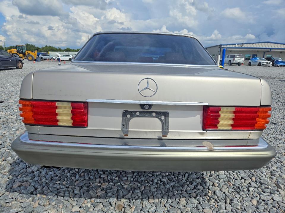 71215616 :رقم المزاد ، WDBCA39D3HA338420 vin ، 1987 Mercedes-benz 560 مزاد بيع