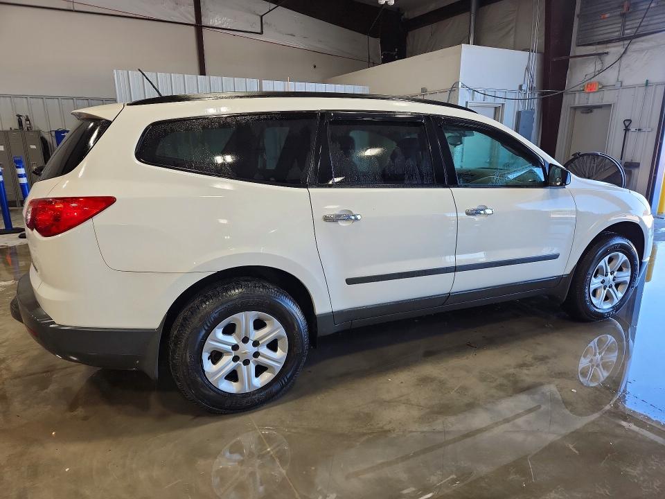 Продажа на аукционе авто 2012 Chevrolet Traverse, vin: 1GNKRFED0CJ392576, номер лота: 70336116