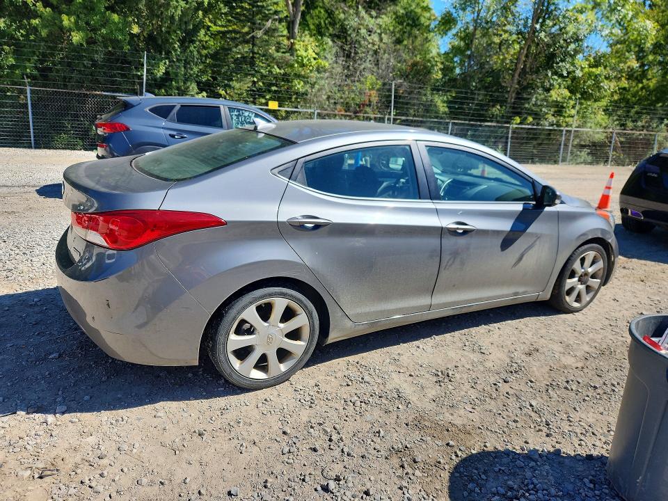 2013 Hyundai Elantra მანქანა იყიდება აუქციონზე, vin: 5NPDH4AE4DH383106, აუქციონის ნომერი: 69633076
