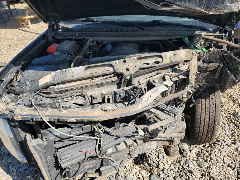 68044646 :رقم المزاد ، 1GNLCDKCXKR175977 vin ، 2019 Chevrolet Tahoe مزاد بيع