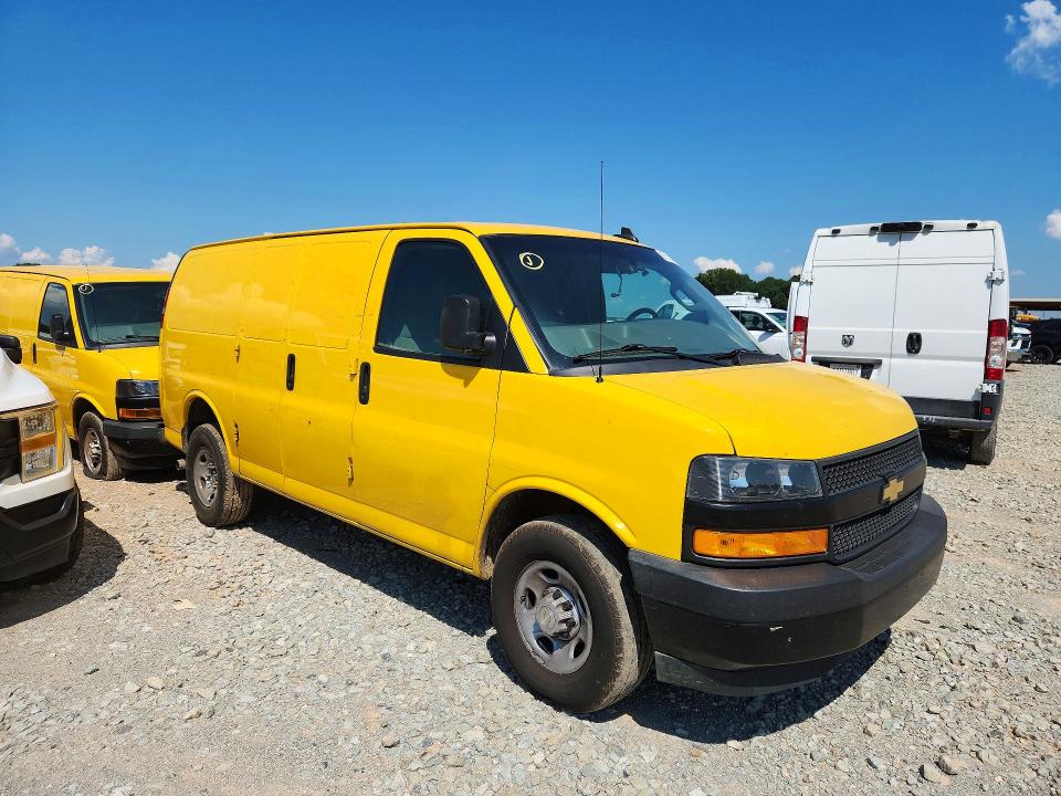 67113406 :رقم المزاد ، 1GCWGAFPXM1174349 vin ، 2021 Chevrolet Express G2500 مزاد بيع