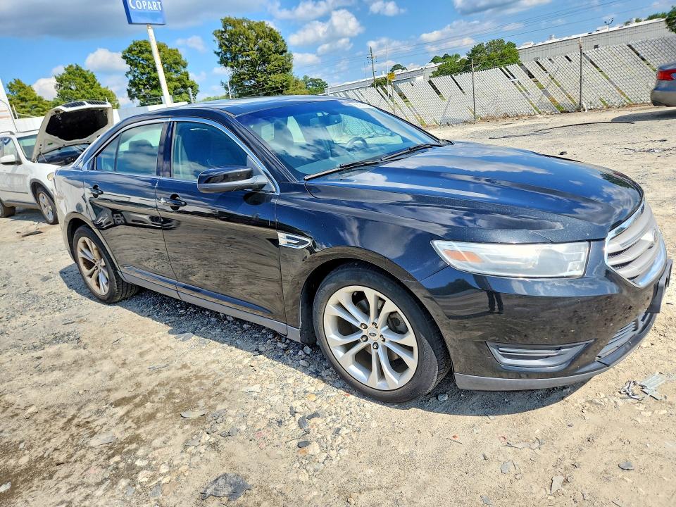 68939106 :رقم المزاد ، 1FAHP2E99DG174010 vin ، 2013 Ford Taurus مزاد بيع