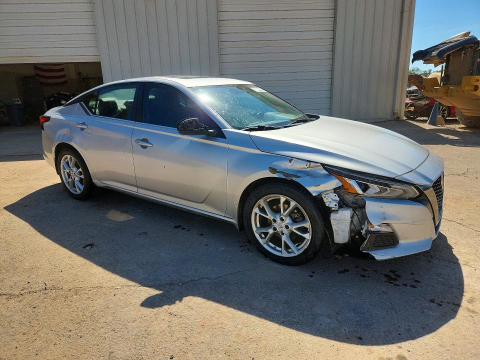 Продажа на аукционе авто 2019 Nissan Altima, vin: 1N4BL4CV7KC195262, номер лота: 69891966