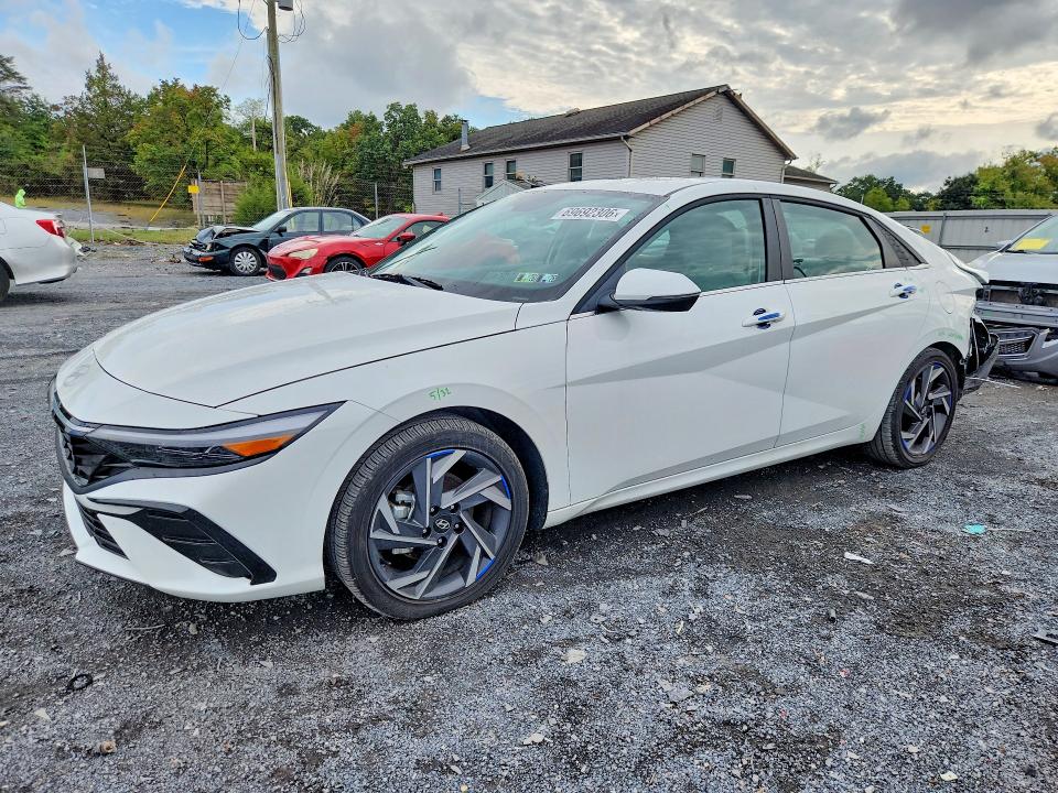 2025 Hyundai Elantra მანქანა იყიდება აუქციონზე, vin: KMHLN4DJ3SU173169, აუქციონის ნომერი: 69692306