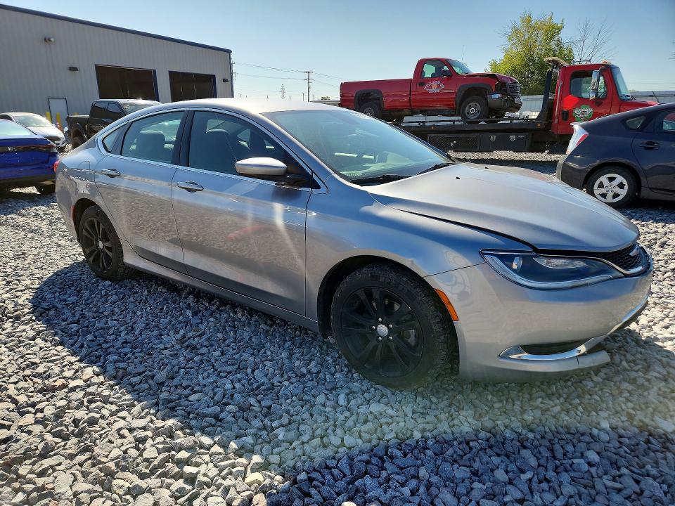 Продаж на аукціоні авто 2015 Chrysler 200, vin: 1C3CCCAB1FN758385, номер лоту: 68619326