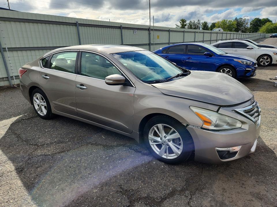 2013 Nissan Altima მანქანა იყიდება აუქციონზე, vin: 1N4AL3AP7DN571573, აუქციონის ნომერი: 69370076