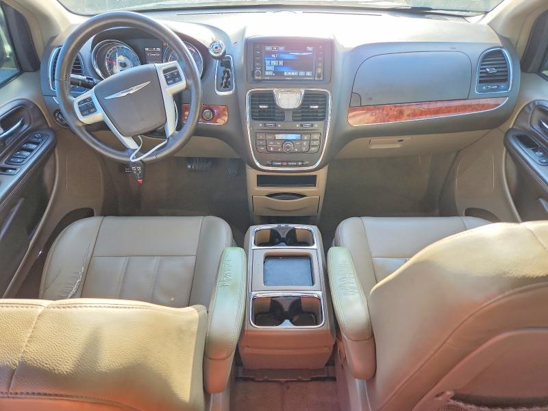Продажа на аукционе авто 2015 Chrysler Town & Country, vin: 2C4RC1BG1FR596085, номер лота: 68703986